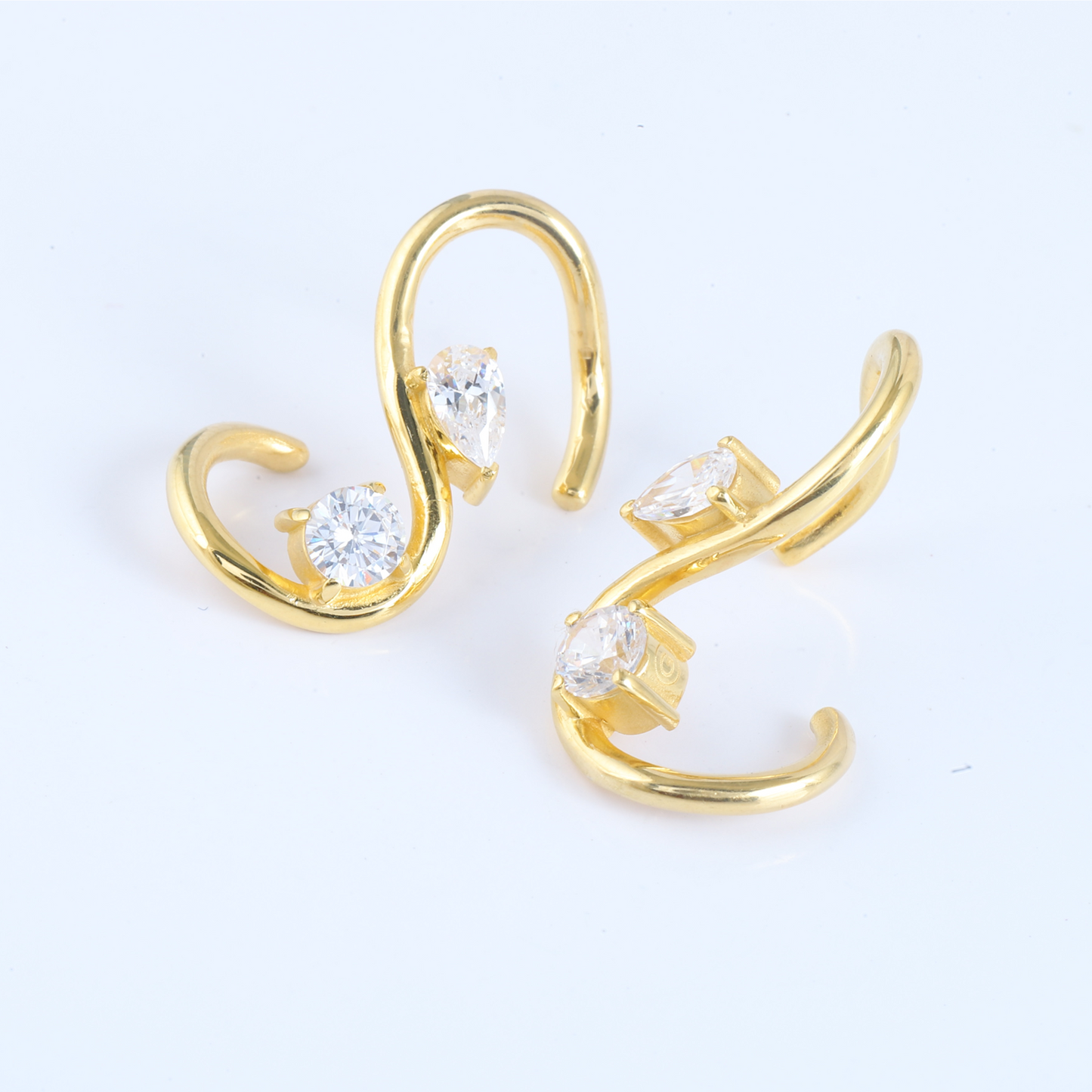 Oslo Ear Cuff