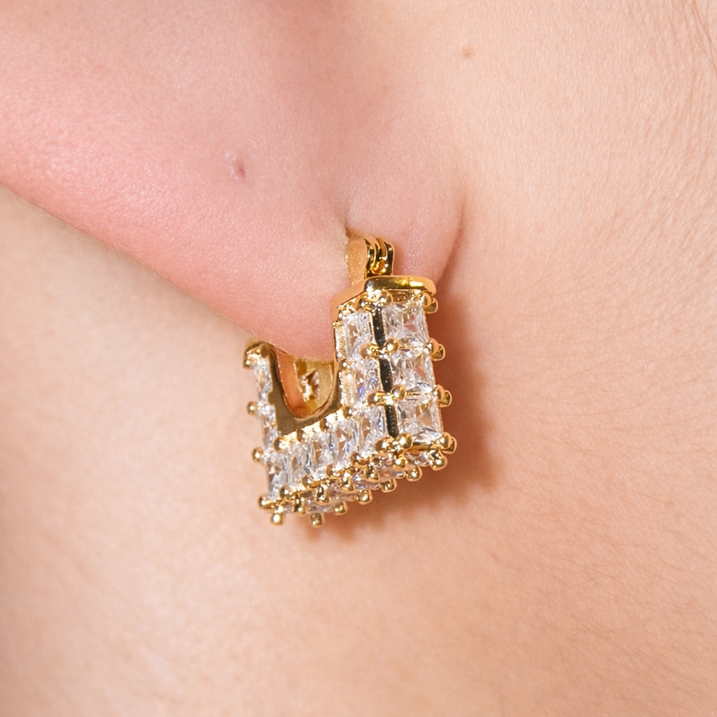 The Fifi Huggies worn on the ear